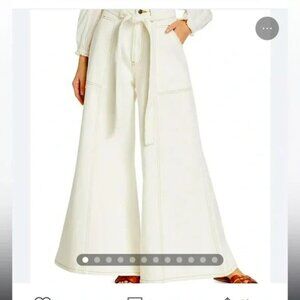 FARM Rio NWT High Waist Wide Leg Belted Ivory Twill Jeans Medium